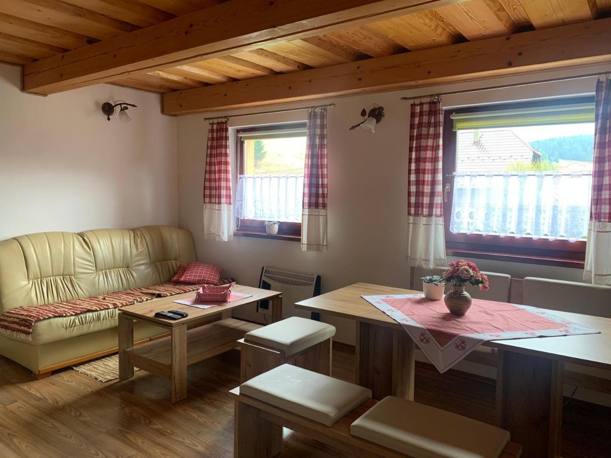 Villa Domcek U Fera à Zázrivá Extérieur photo